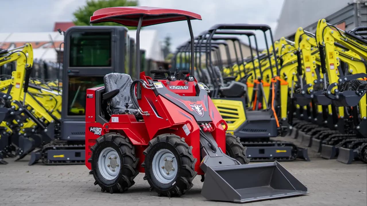 Mini încărcătoarele Kingway: Soluția ideală pentru agricultură, grădinărit și construcții